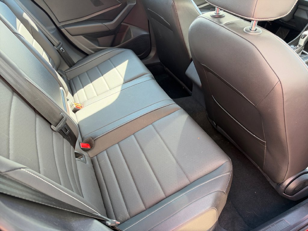 Used 2023 Volkswagen Jetta SE FWD image 17