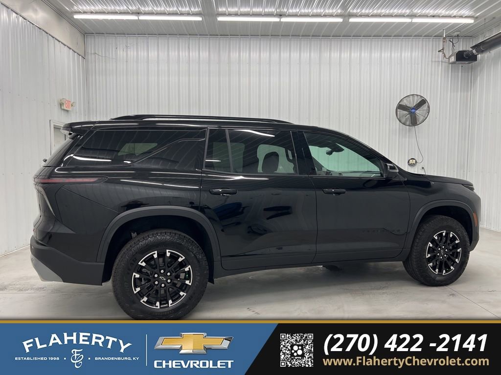 Used 2026 Chevrolet Traverse Z71 w/ Driver Confidence Package image 2