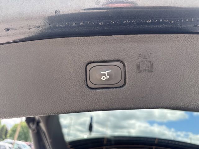 Used 2024 Ford Edge ST image 12