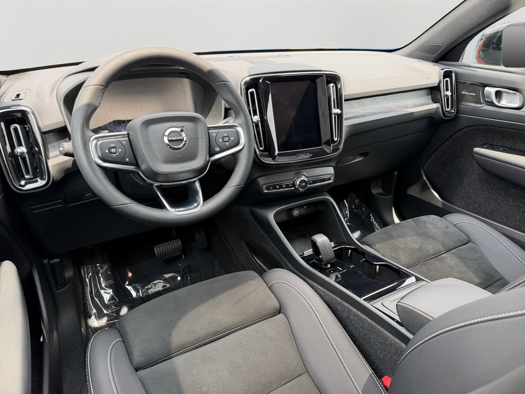 Certified 2023 Volvo C40 P8 Recharge Ultimate AWD/4WD image 13