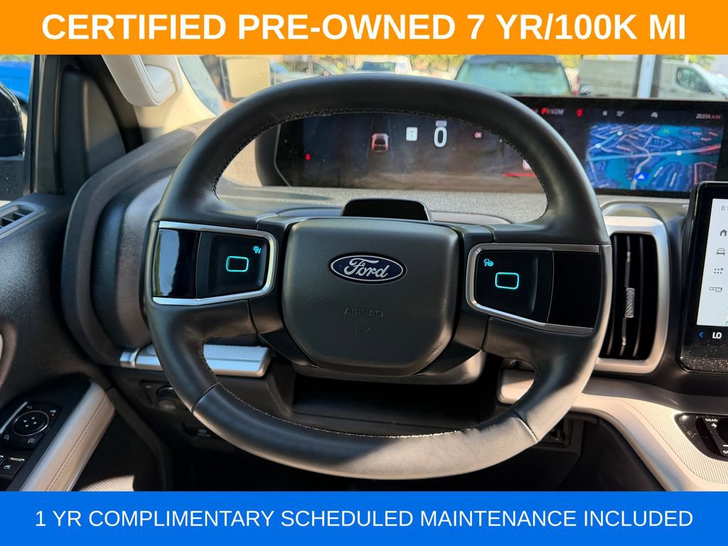 Used 2025 Ford Expedition Max Active AWD/4WD image 16