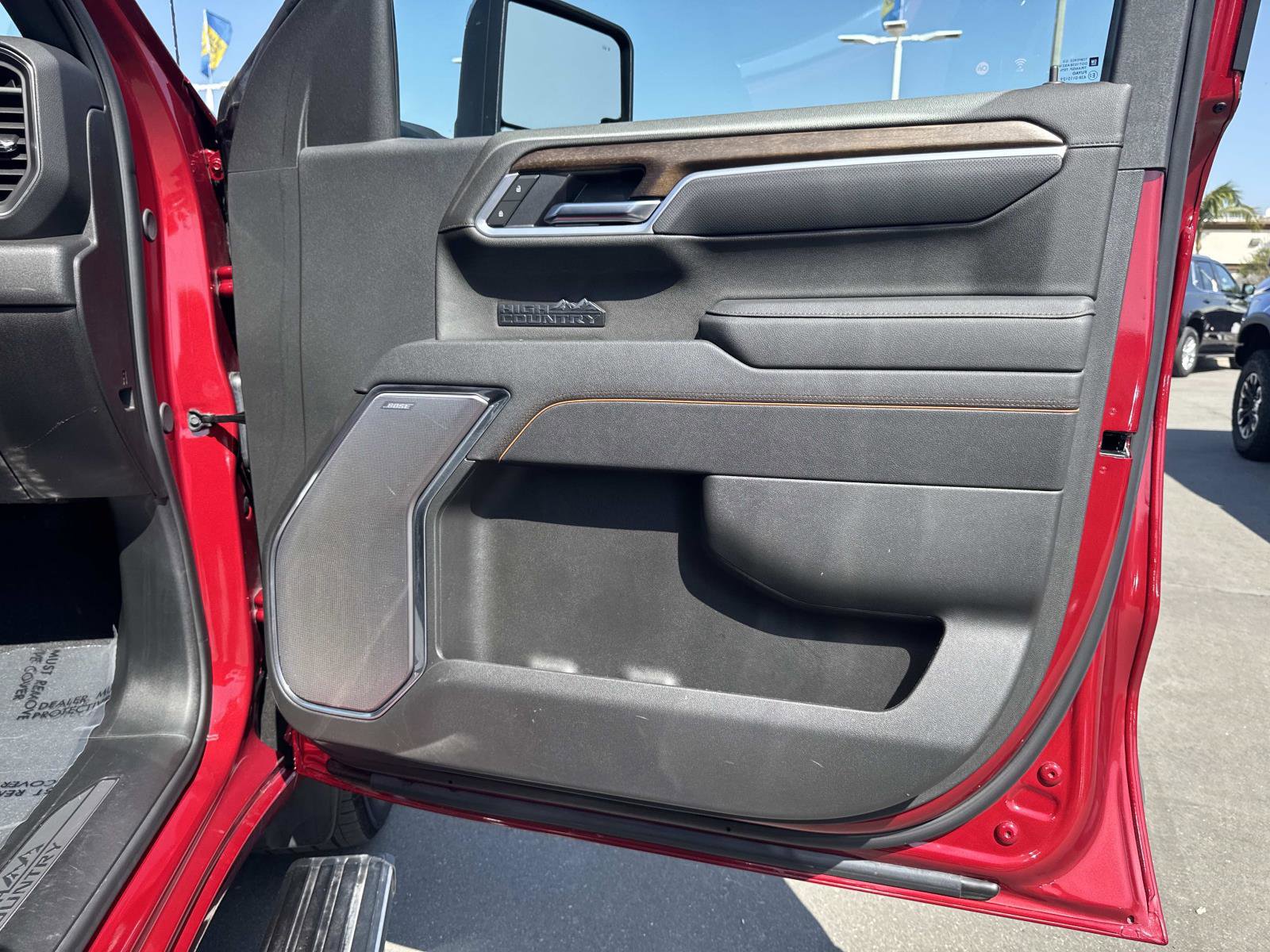 Used 2025 Chevrolet Silverado 1500 High Country w/ High Country Premium Package image 29