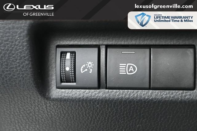 Used 2022 Toyota RAV4 LE FWD image 13