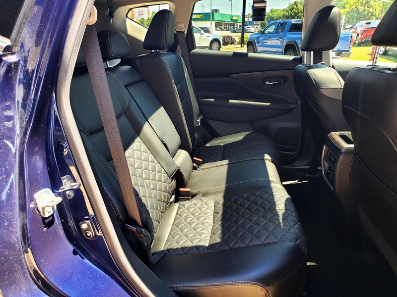 Used 2023 Nissan Murano Platinum AWD/4WD image 15