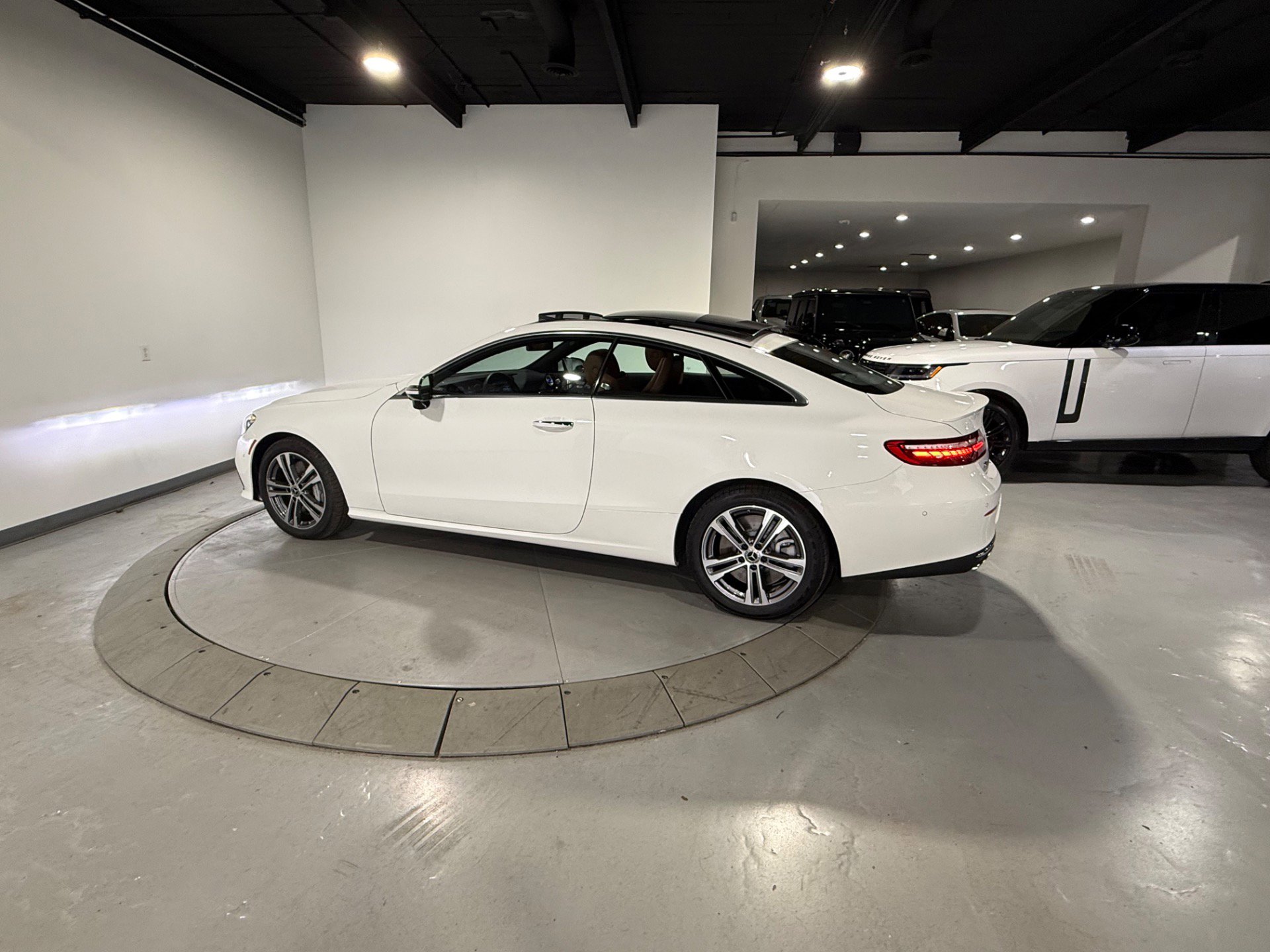 Used 2023 Mercedes-Benz E 450 4MATIC Coupe image 7