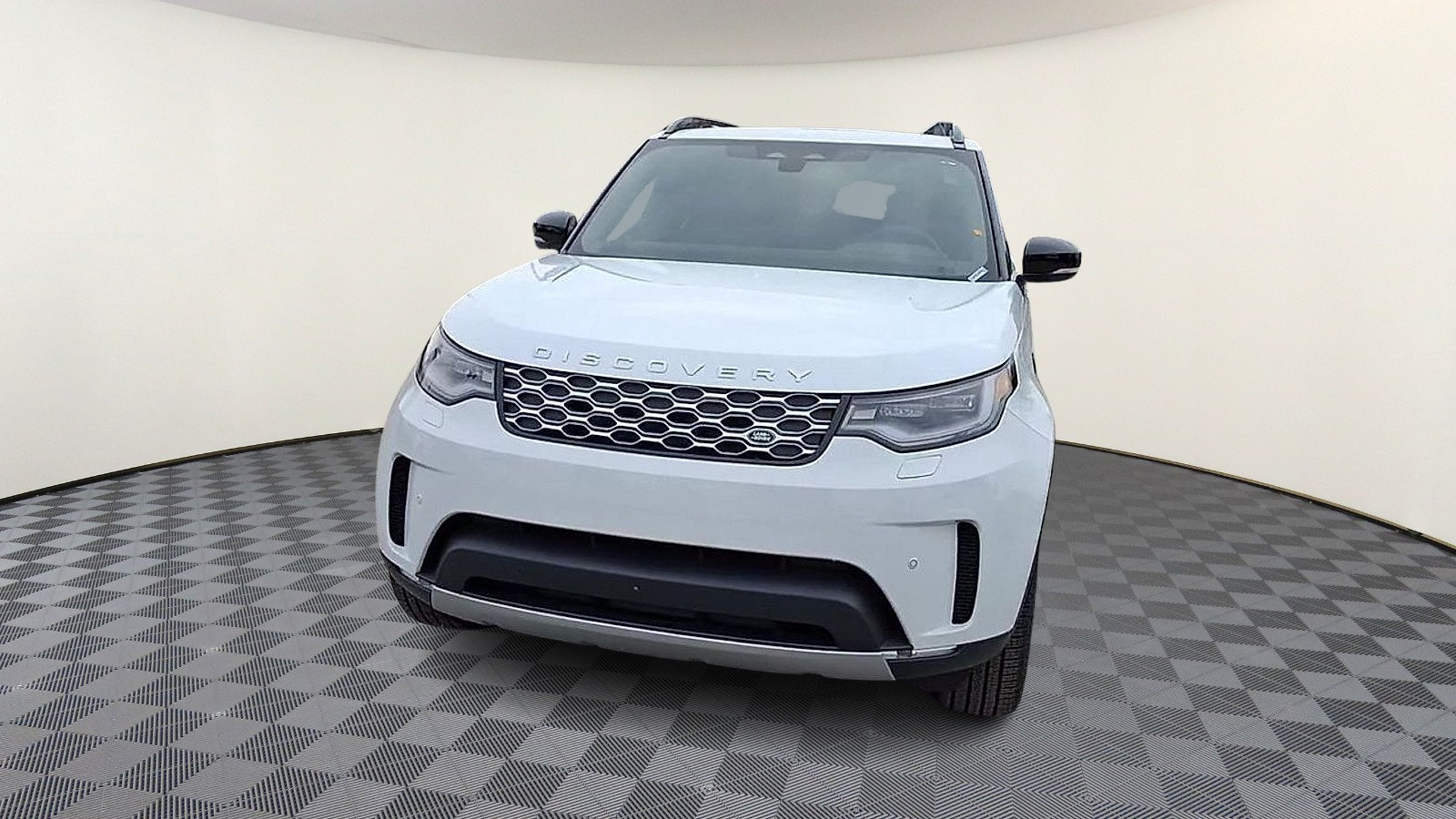 Certified 2025 Land Rover Discovery S AWD/4WD image 3
