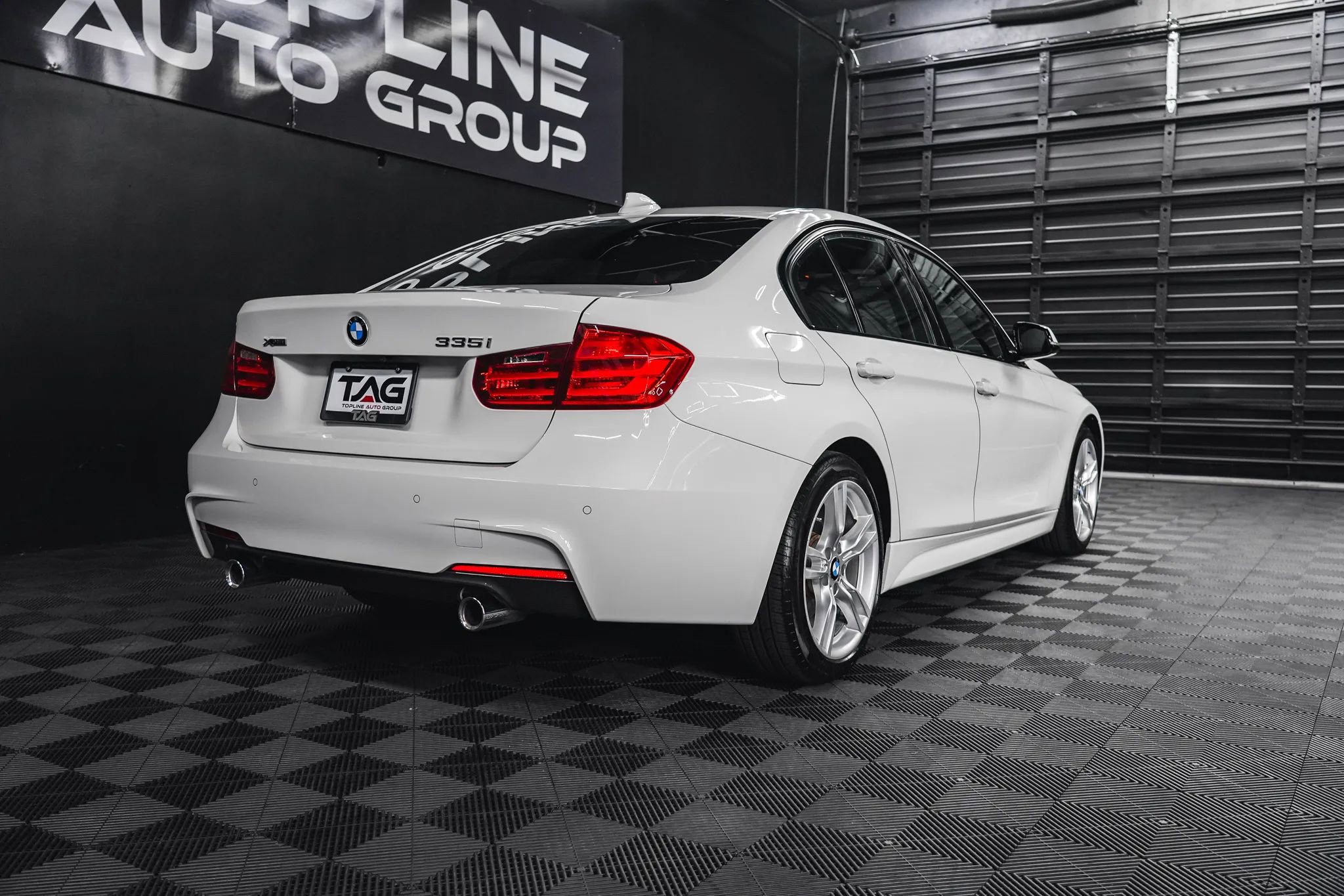 Used 2014 BMW 335i xDrive Sedan AWD/4WD image 19