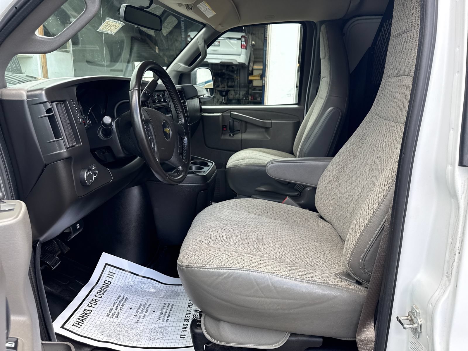 Used 2022 Chevrolet Express 2500 w/ Driver Convenience Package RWD image 9