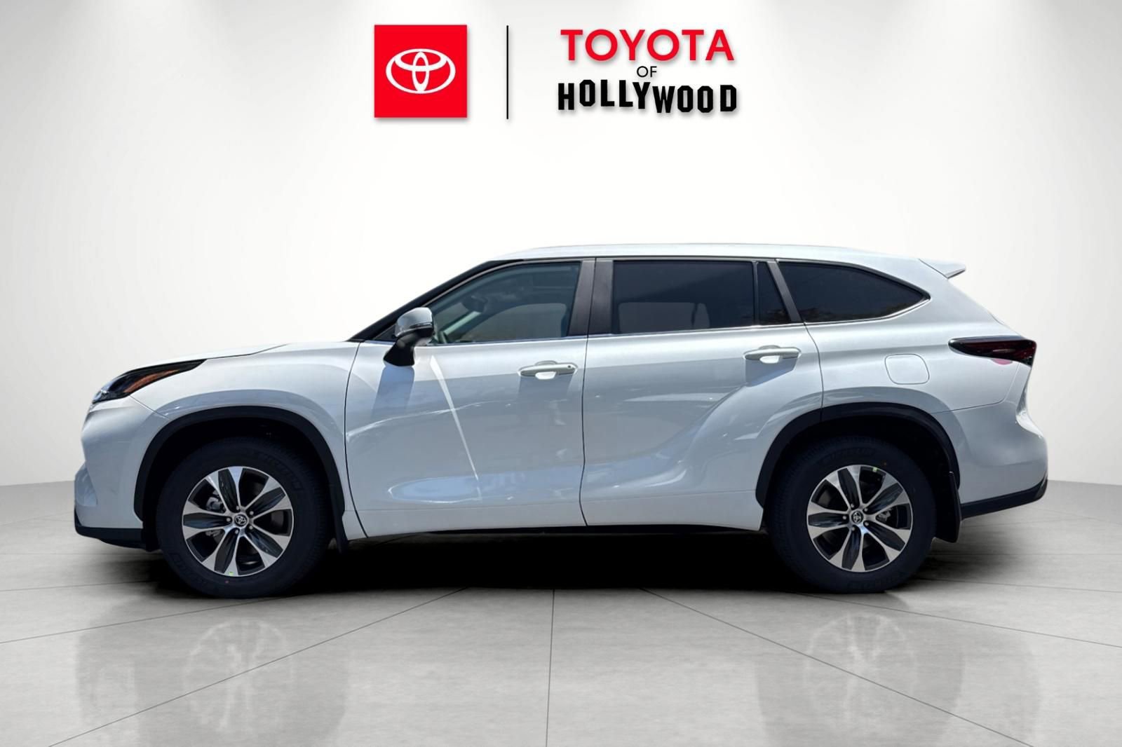 New 2026 Toyota Highlander XLE AWD/4WD image 9