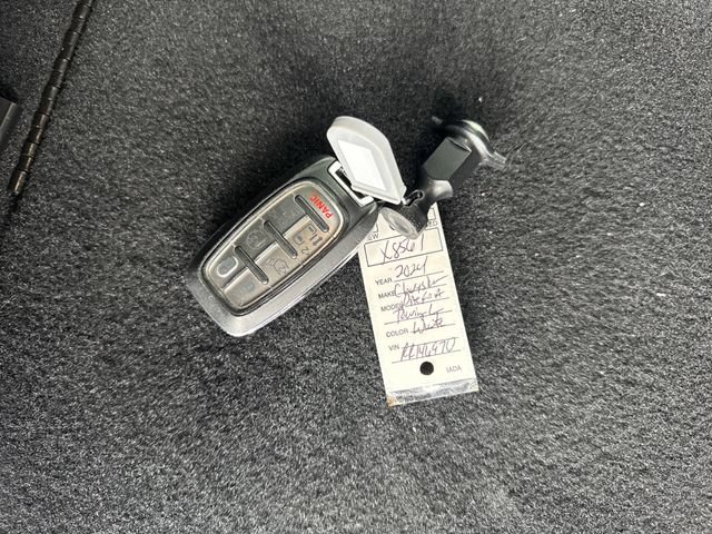 Used 2024 Chrysler Pacifica Touring-L FWD image 33