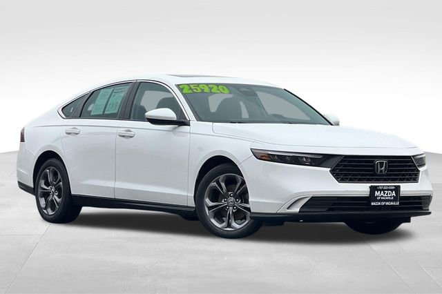 Used 2024 Honda Accord EX image 2