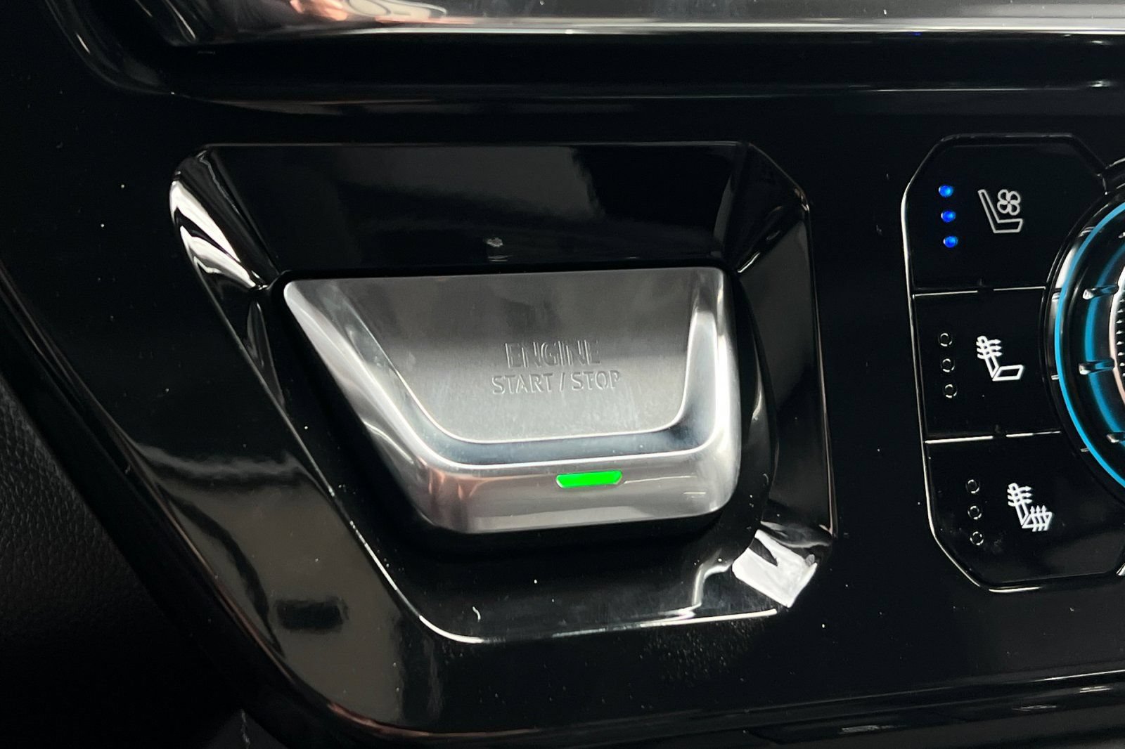 New 2026 GMC Sierra 2500 Denali AWD/4WD image 20