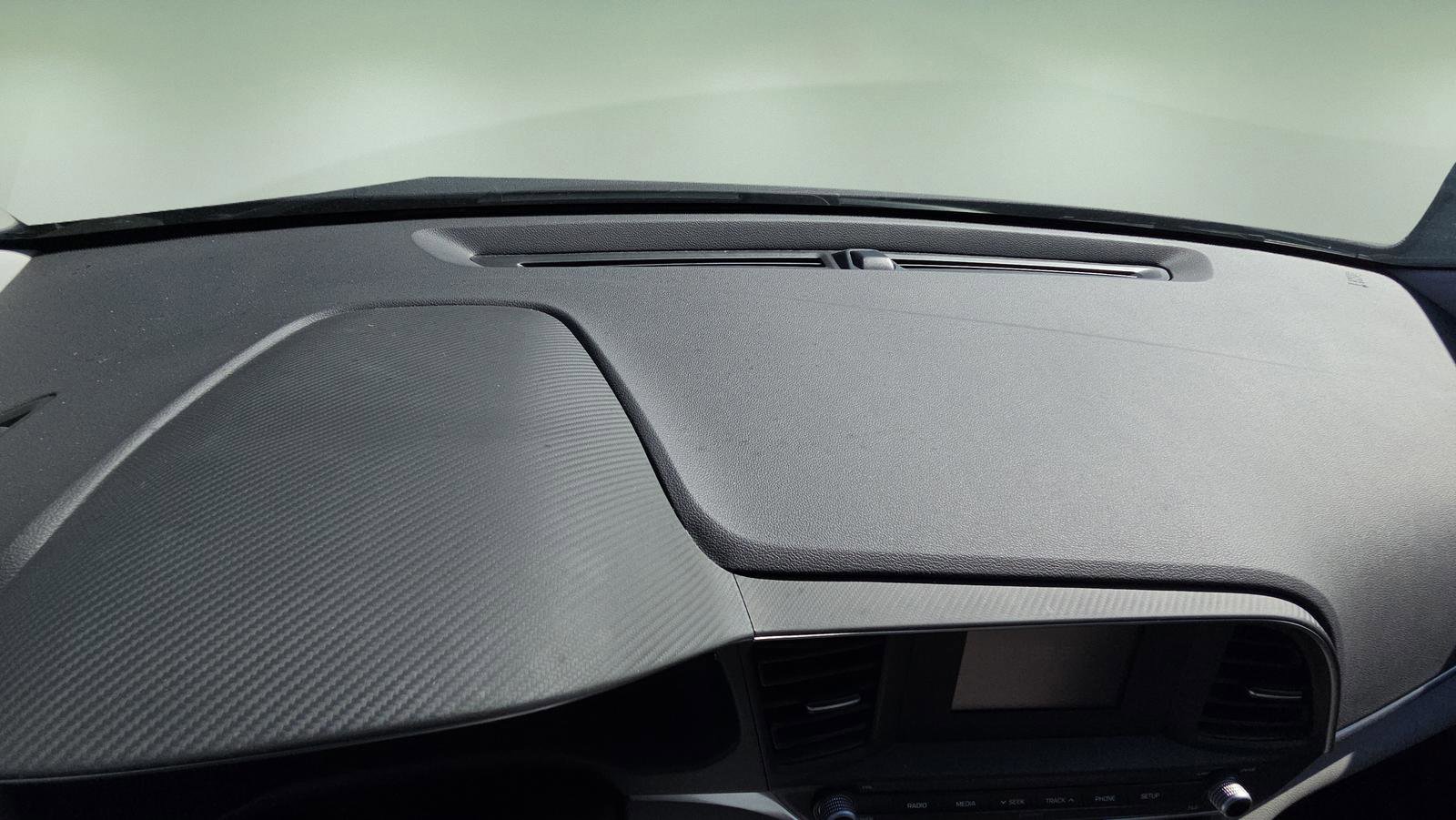 Used 2019 Hyundai Elantra SE image 9