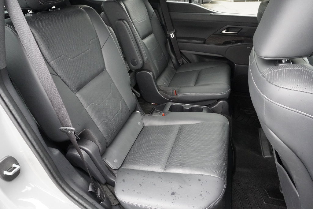 Used 2024 Lexus GX 550 w/ Accessory Package (Z1) AWD/4WD image 27