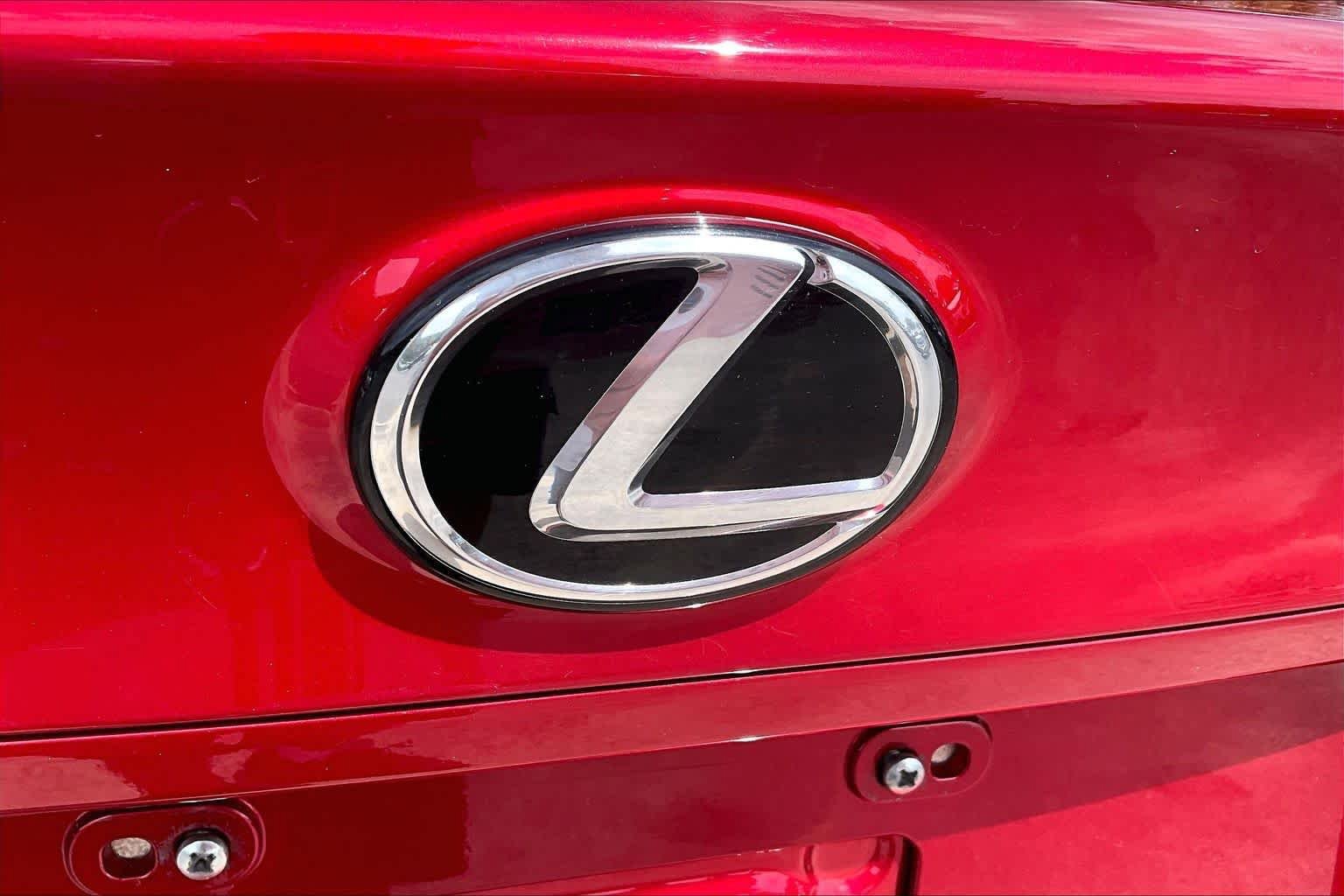 Used 2020 Lexus RC 300 w/ Accessory Package RWD image 29