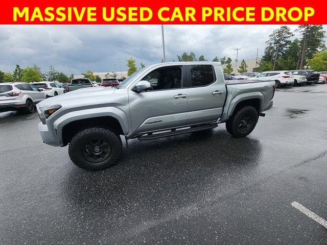 Used 2024 Toyota Tacoma TRD Sport w/ TRD Sport Premium Package AWD/4WD image 7