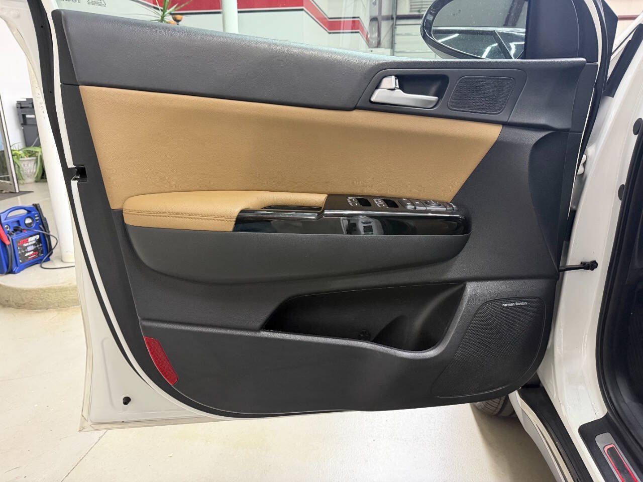 Used 2021 Kia Sportage SX AWD/4WD image 10