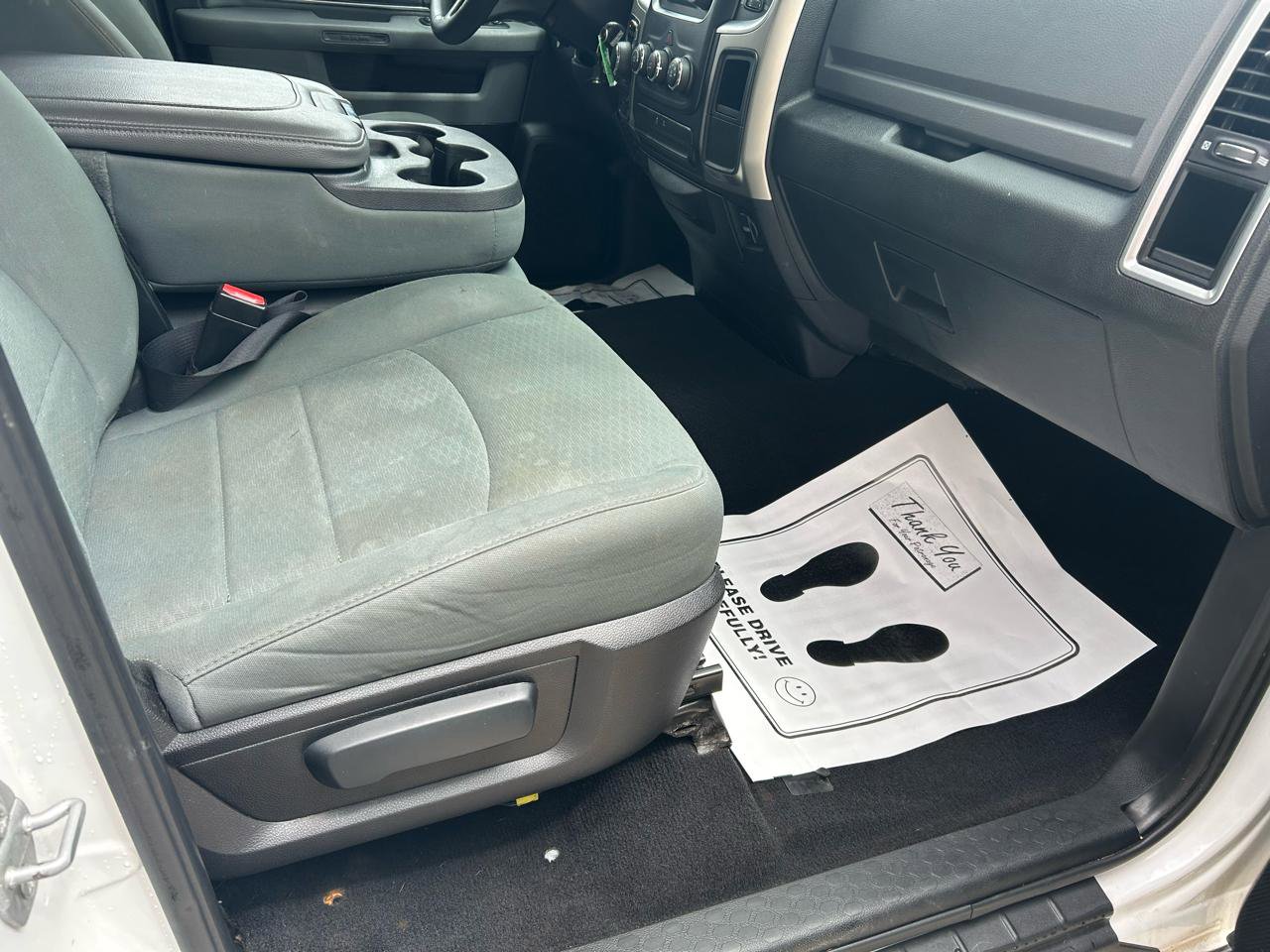 Used 2015 RAM 1500 Classic SLT AWD/4WD image 12