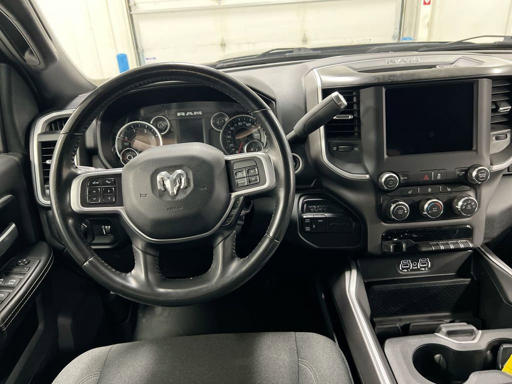 Used 2022 RAM 3500 Big Horn w/ Level A Equipment Group AWD/4WD image 11