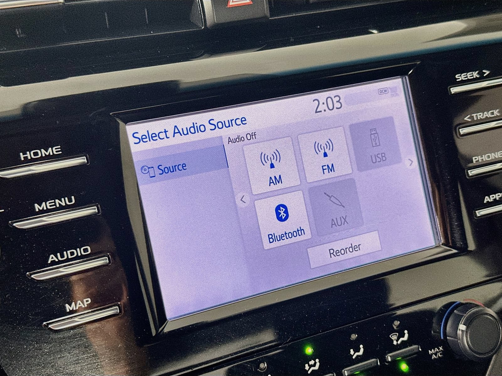Used 2019 Toyota Camry LE FWD image 15
