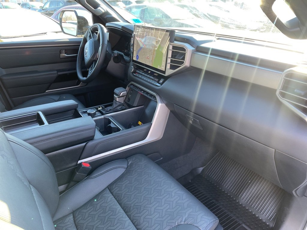 Used 2025 Toyota Tundra Limited image 11