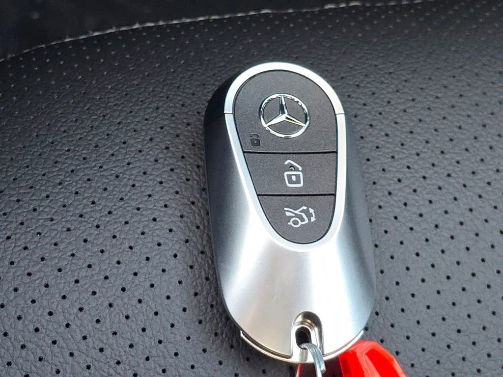 New 2026 Mercedes-Benz GLC 300 GLC 300 image 33