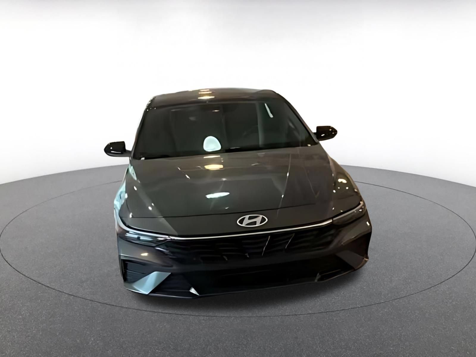 Used 2026 Hyundai Elantra Sport FWD image 15
