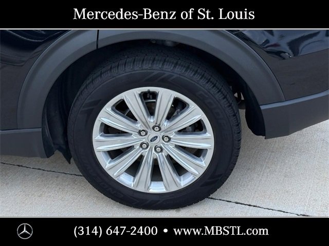 Used 2022 Ford Explorer Limited w/ Equipment Group 301A image 9