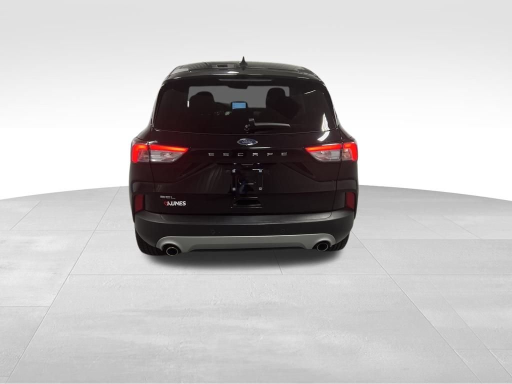 Used 2022 Ford Escape SEL image 13