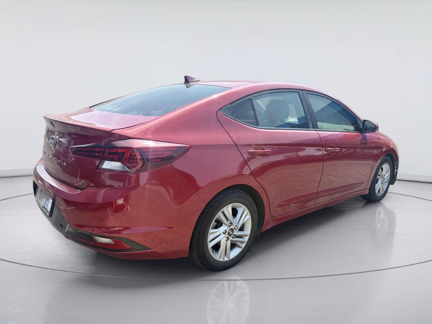 Used 2020 Hyundai Elantra SEL FWD image 3