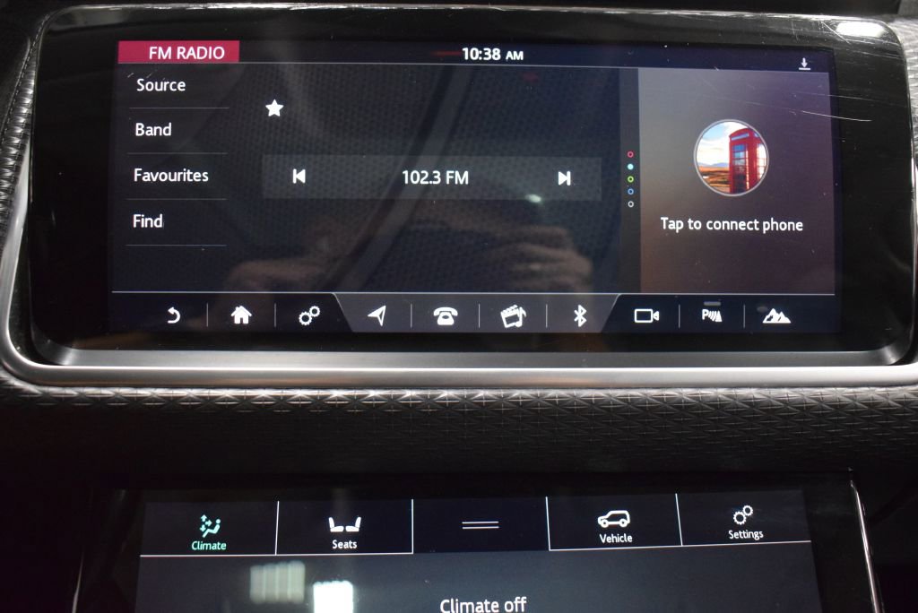 Used 2019 Land Rover Range Rover Velar S image 29