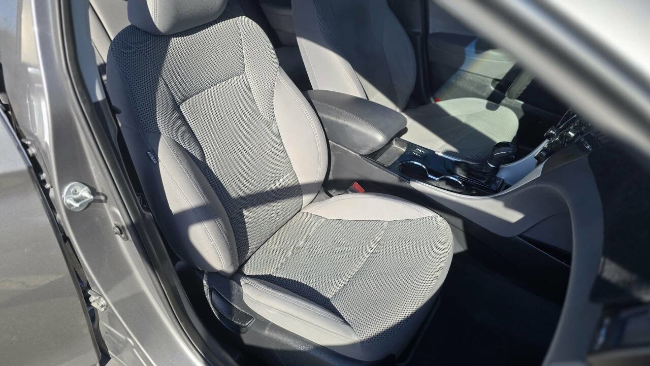 Used 2013 Hyundai Sonata GLS w/ Popular Equipment Pkg image 14
