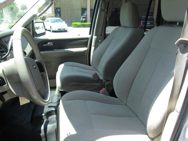 Used 2012 Ford Expedition XL w/ HD Trailer Tow Pkg image 8