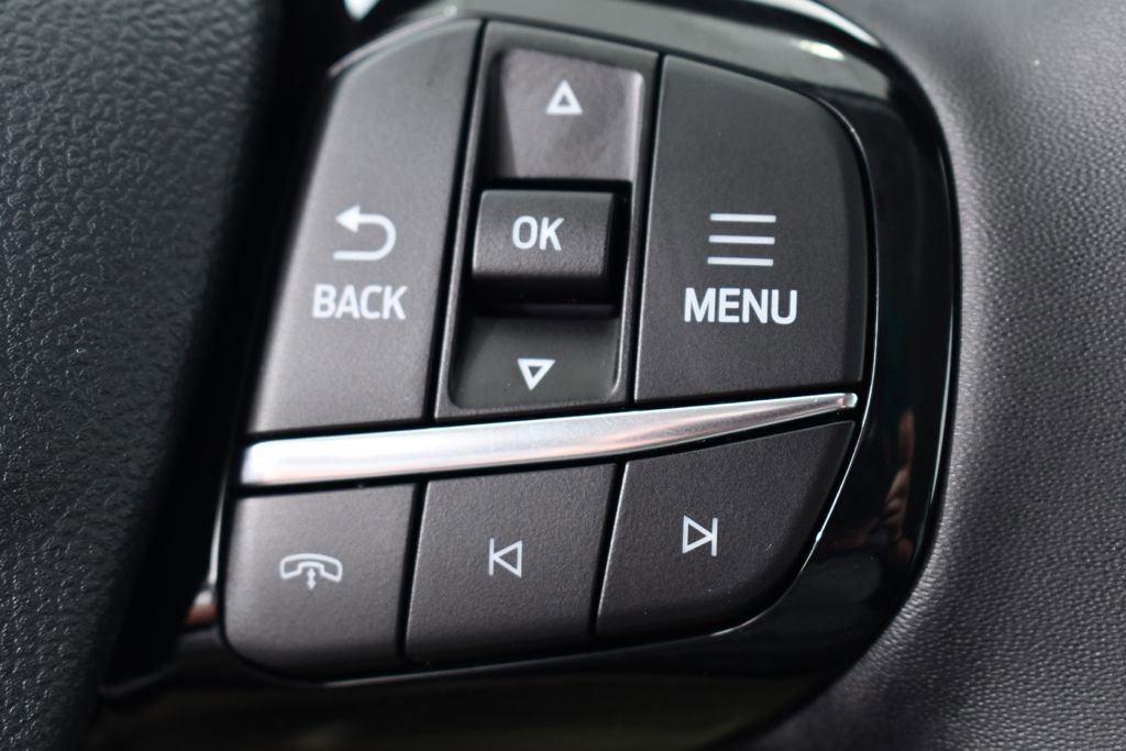 New 2025 Ford Escape SE w/ PHEV Premium Package image 31