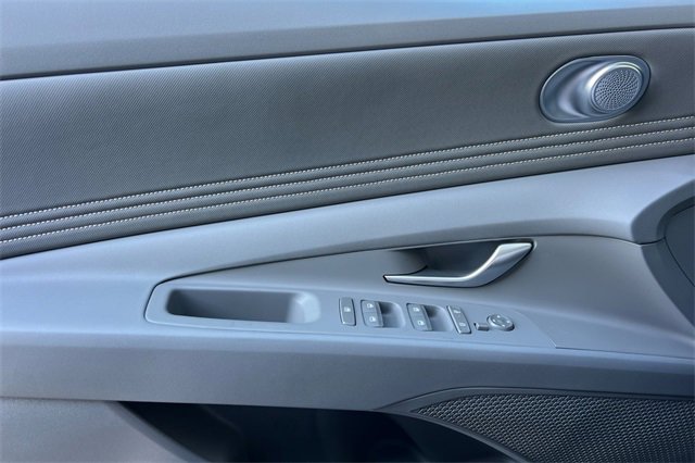 New 2026 Hyundai Elantra Sport image 11