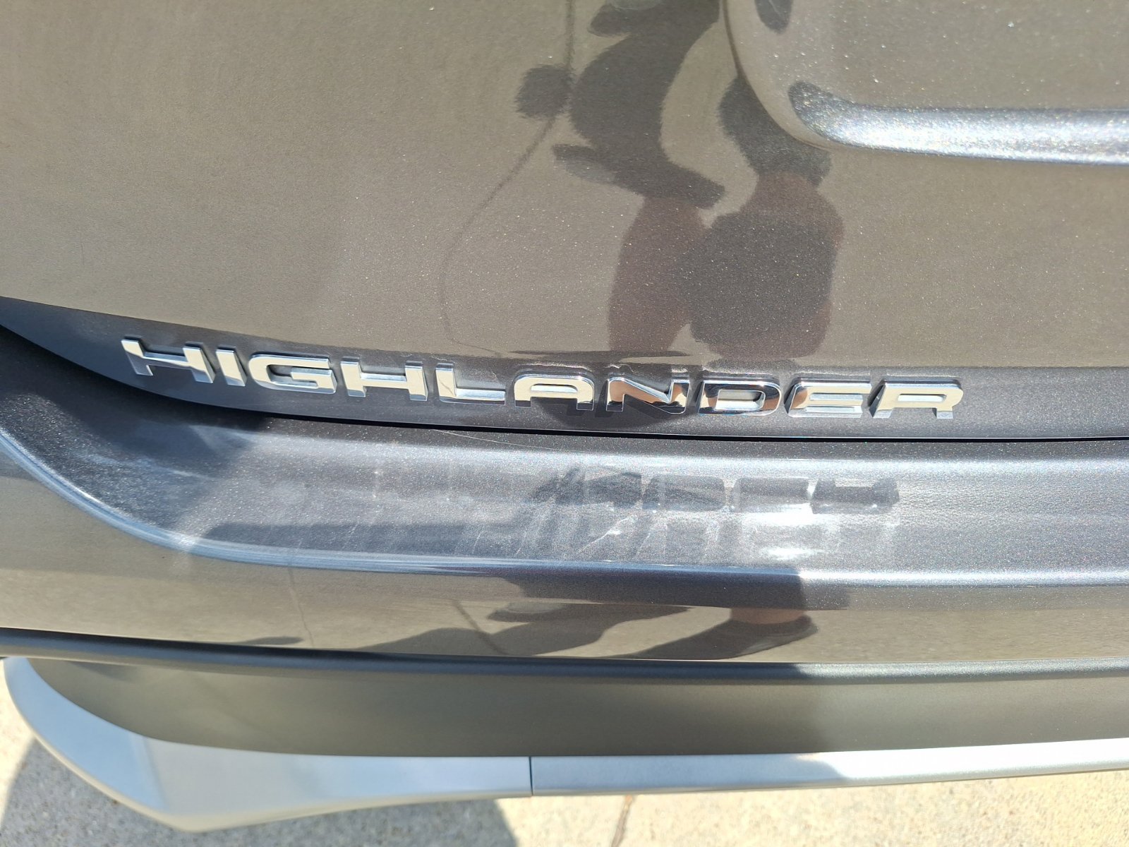 Used 2024 Toyota Highlander XSE AWD/4WD image 13