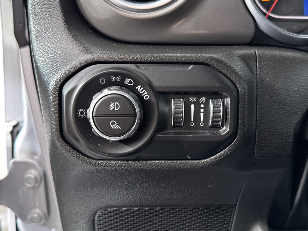 Used 2022 Jeep Gladiator Rubicon w/ LED Lighting Group image 24