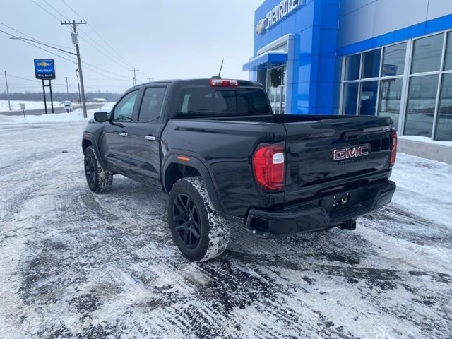 Used 2023 GMC Canyon Denali w/ Denali Black Edition image 3