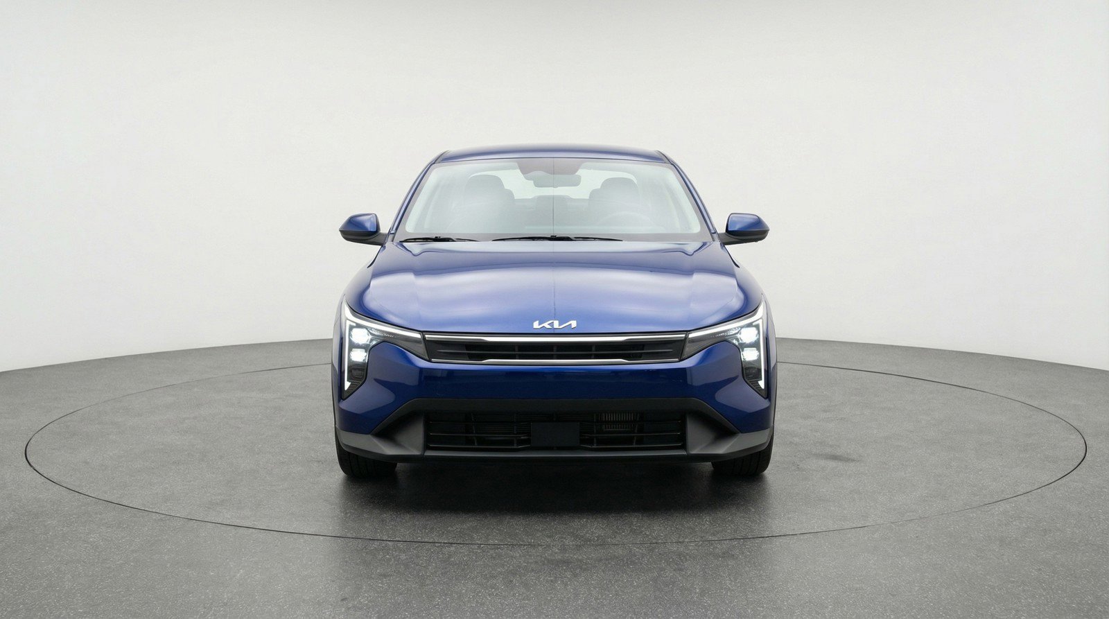 Used 2025 Kia K4 LXS image 2