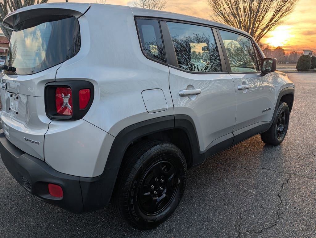 Used 2018 Jeep Renegade Sport w/ Power & Air Group image 5