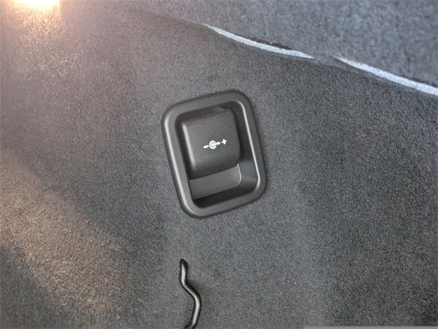 Used 2017 BMW X1 xDrive28i image 12