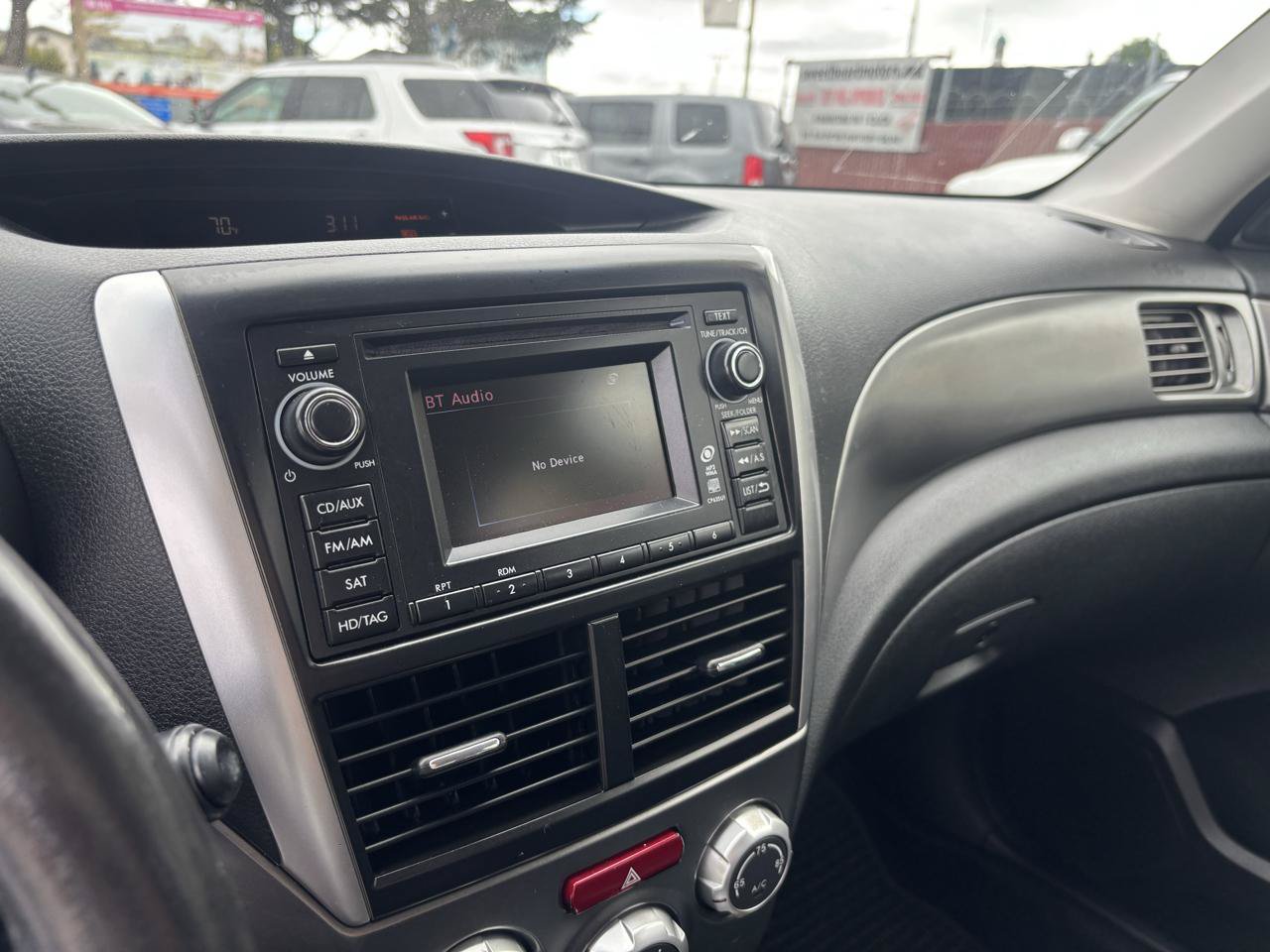 Used 2012 Subaru Forester 2.5X Limited AWD/4WD image 8