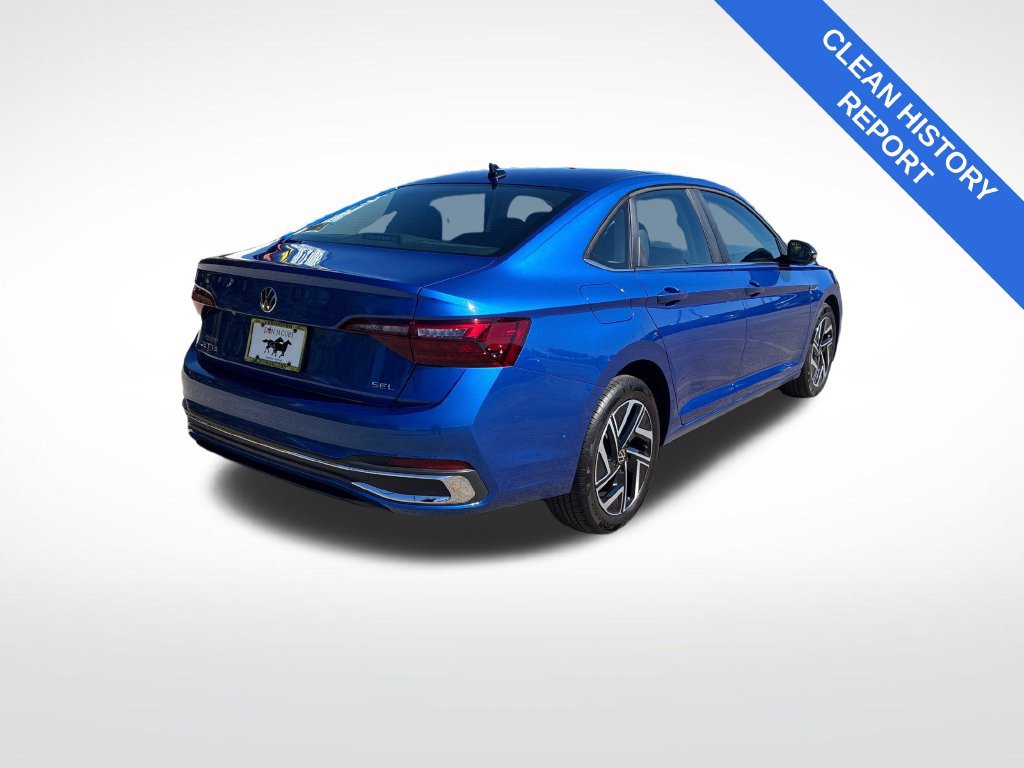 Used 2024 Volkswagen Jetta SEL FWD image 4