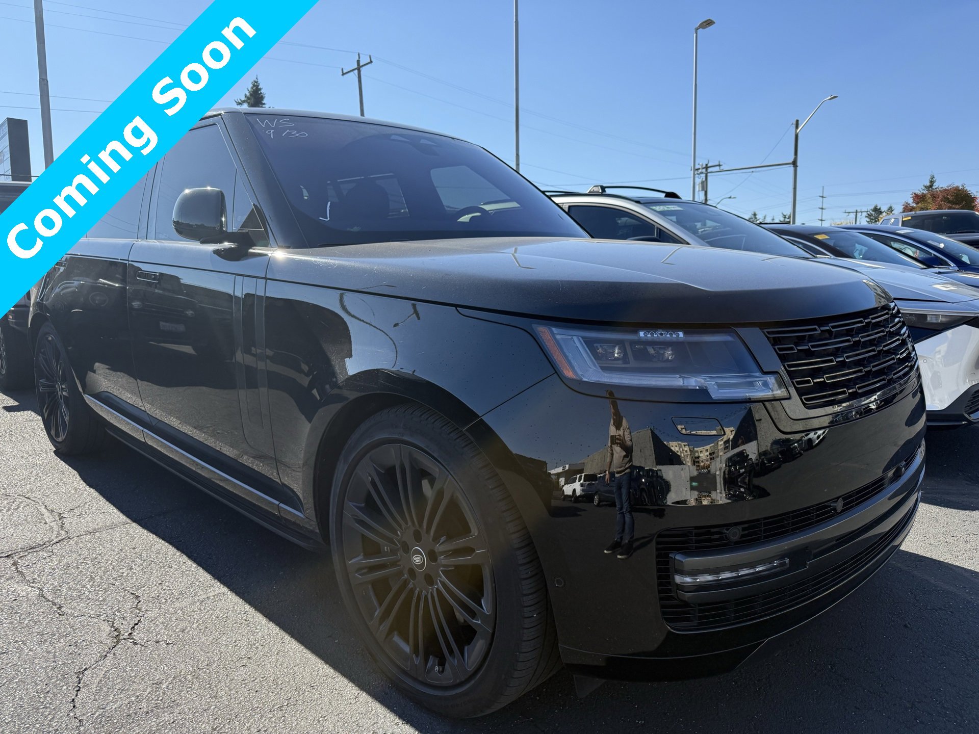 Used 2023 Land Rover Range Rover Long Wheelbase SE