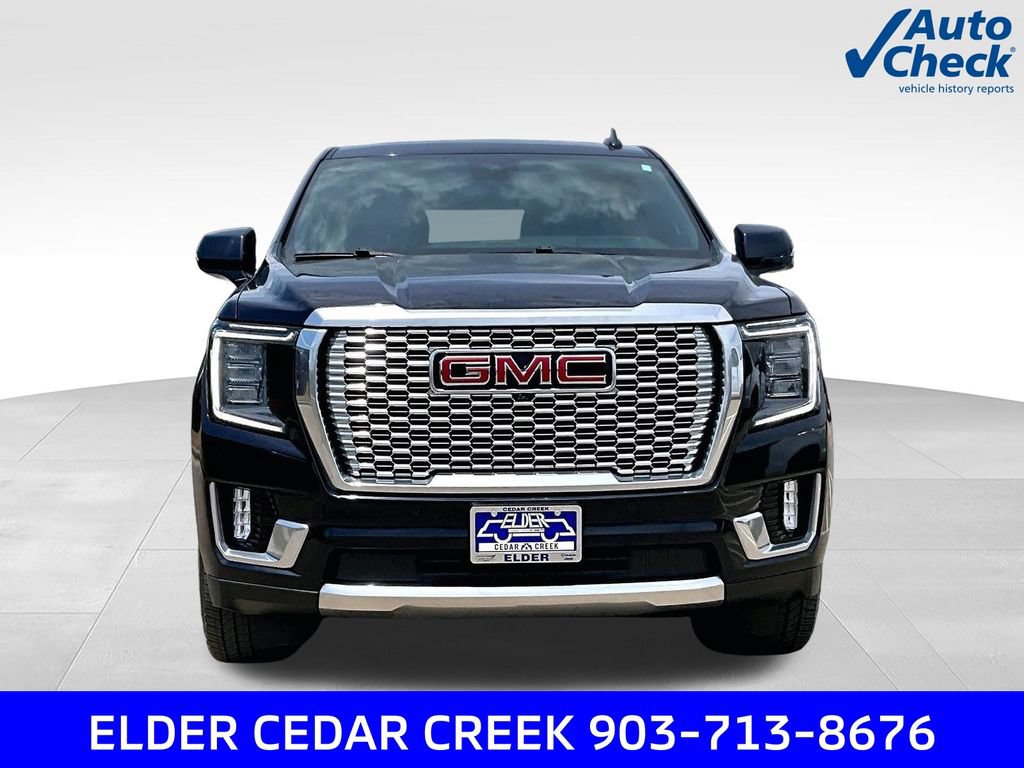 Used 2023 GMC Yukon Denali AWD/4WD image 3