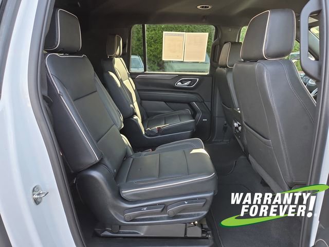 Used 2023 GMC Yukon XL SLT w/ SLT Luxury Package AWD/4WD image 16