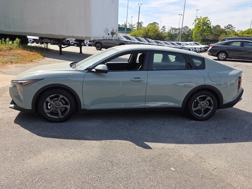 Used 2025 Kia K4 LXS image 4