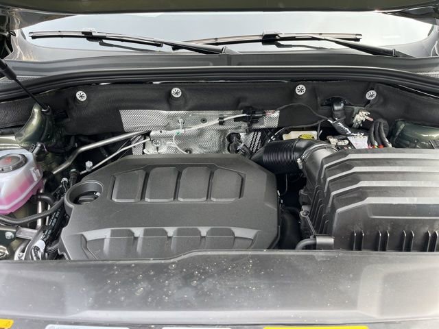 New 2026 Volkswagen Atlas Cross Sport SEL Premium R-Line image 23