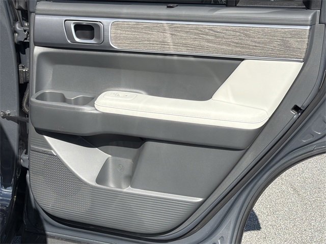 New 2026 Hyundai Santa Fe Limited image 16