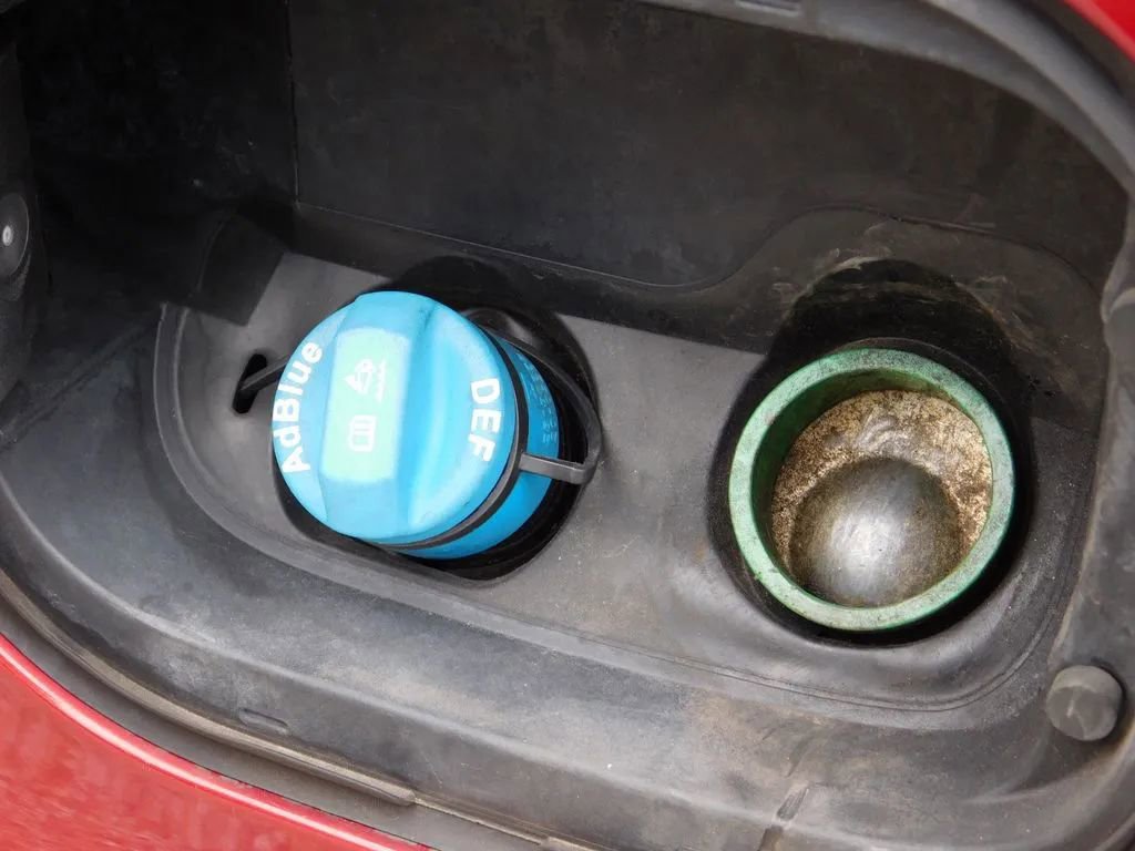 Used 2021 Chevrolet Silverado 1500 RST image 28